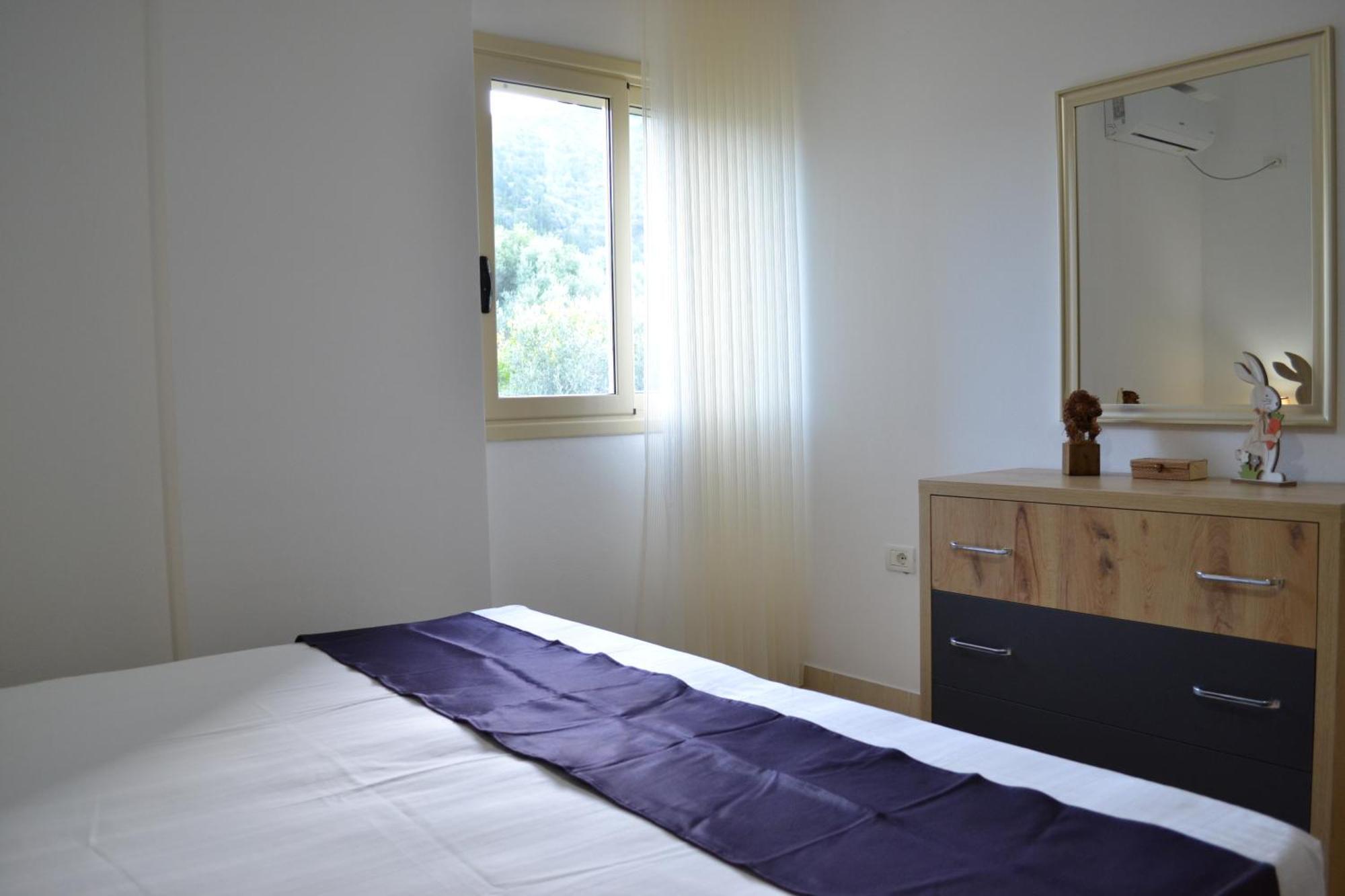 Seaview Gateway 2 Bedrooms Apartment & Garage Vlorë Esterno foto