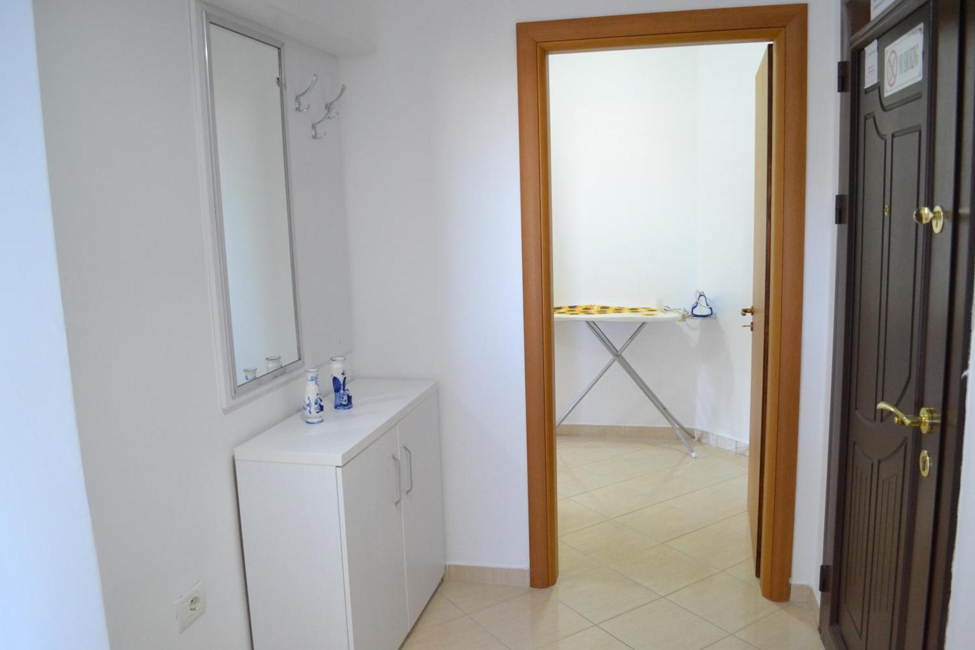 Seaview Gateway 2 Bedrooms Apartment & Garage Vlorë Esterno foto